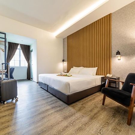 Thy Executive Hotel Johor Bahru Eksteriør billede