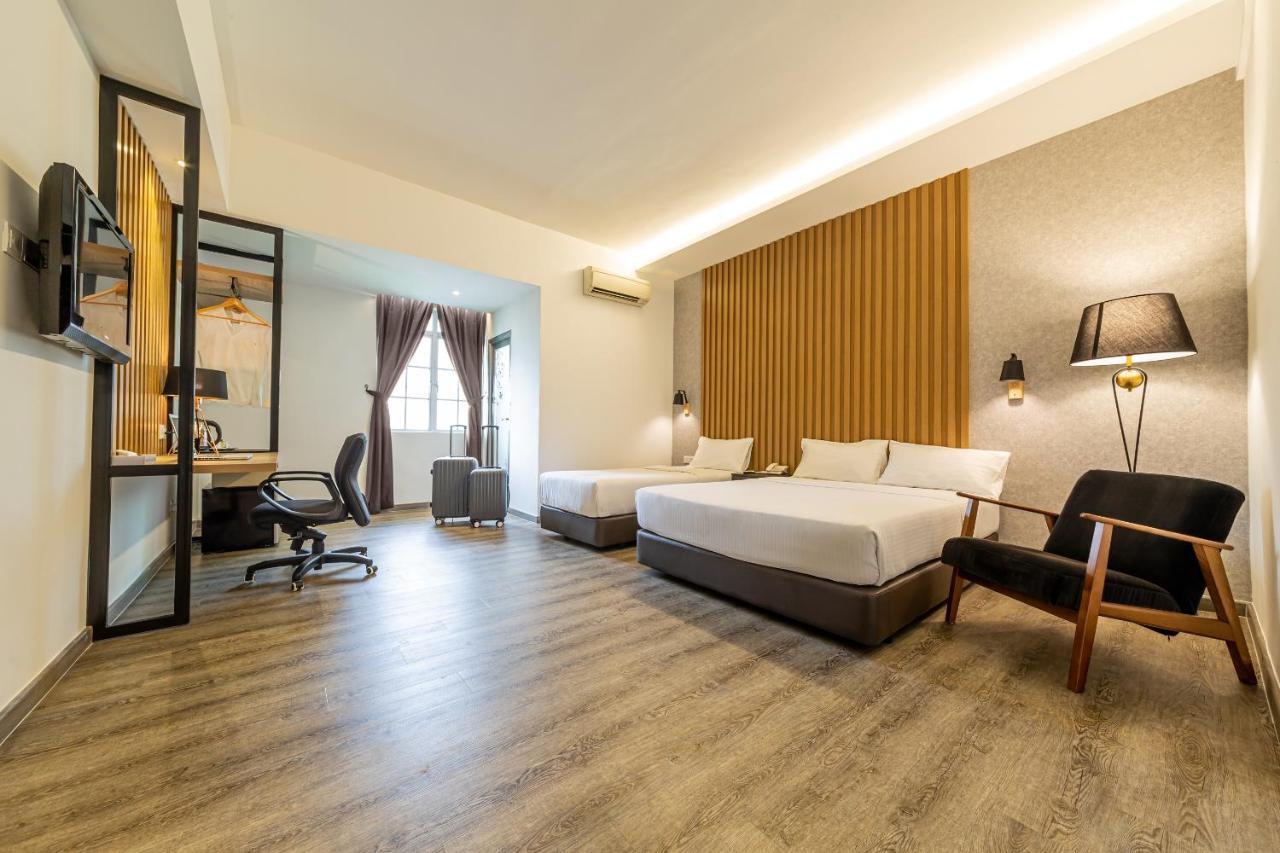 Thy Executive Hotel Johor Bahru Eksteriør billede