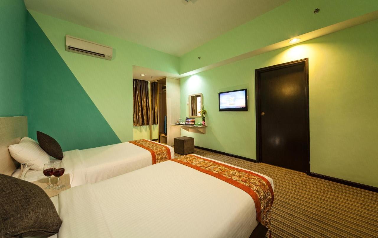 Thy Executive Hotel Johor Bahru Eksteriør billede