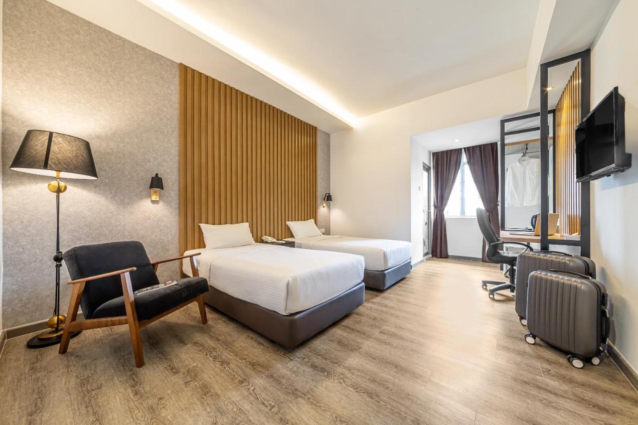 Thy Executive Hotel Johor Bahru Eksteriør billede