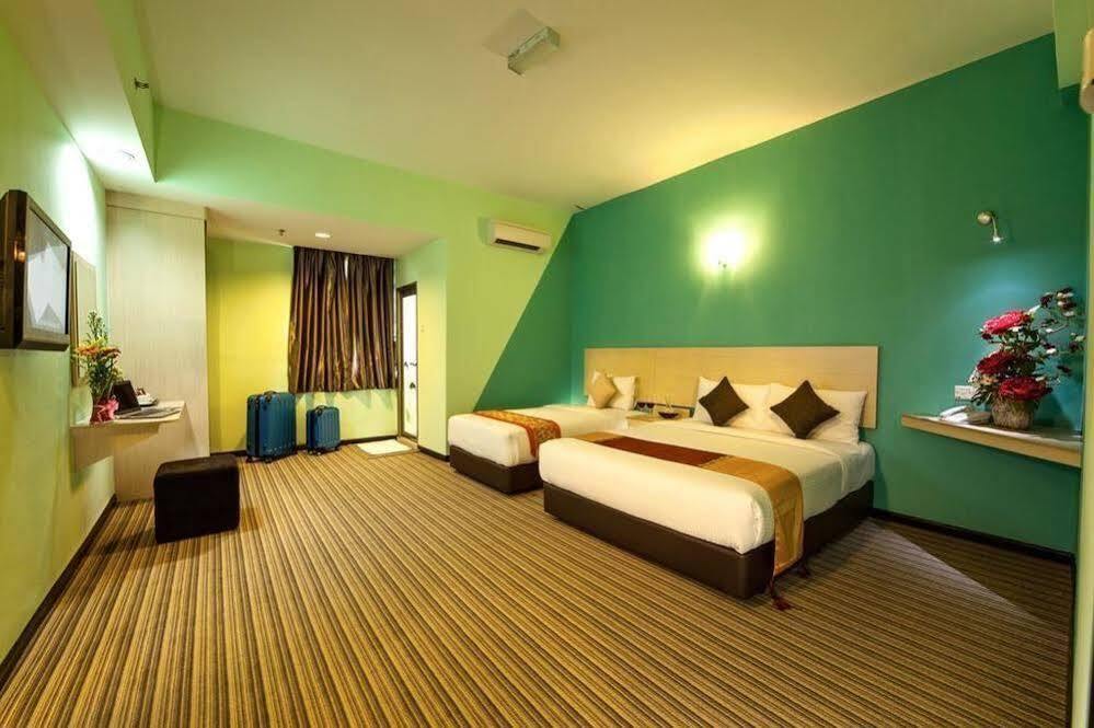 Thy Executive Hotel Johor Bahru Eksteriør billede