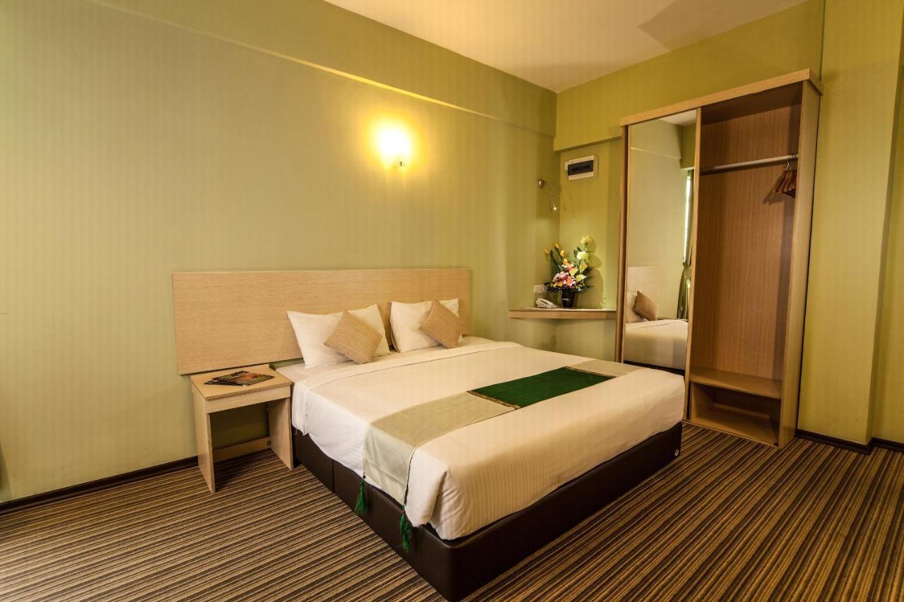 Thy Executive Hotel Johor Bahru Eksteriør billede